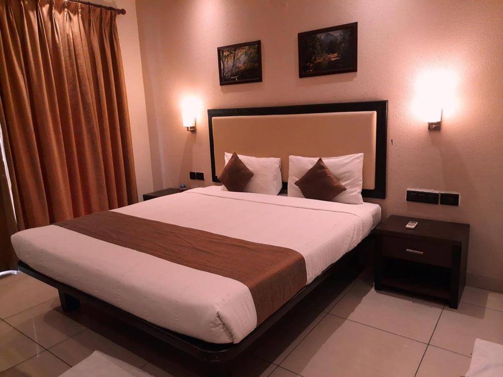 Hotel Nagarjuna Suites Bangalore Ngoại thất bức ảnh