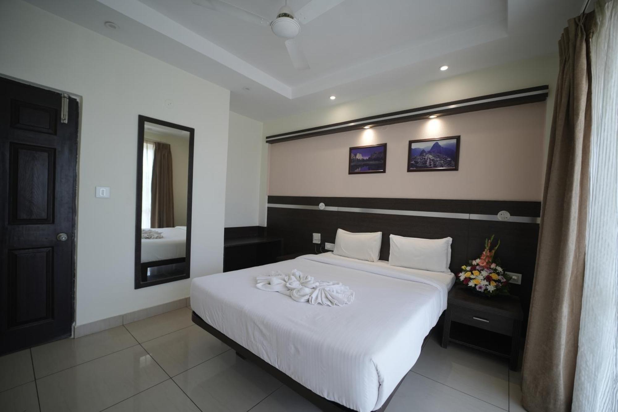 Hotel Nagarjuna Suites Bangalore Ngoại thất bức ảnh